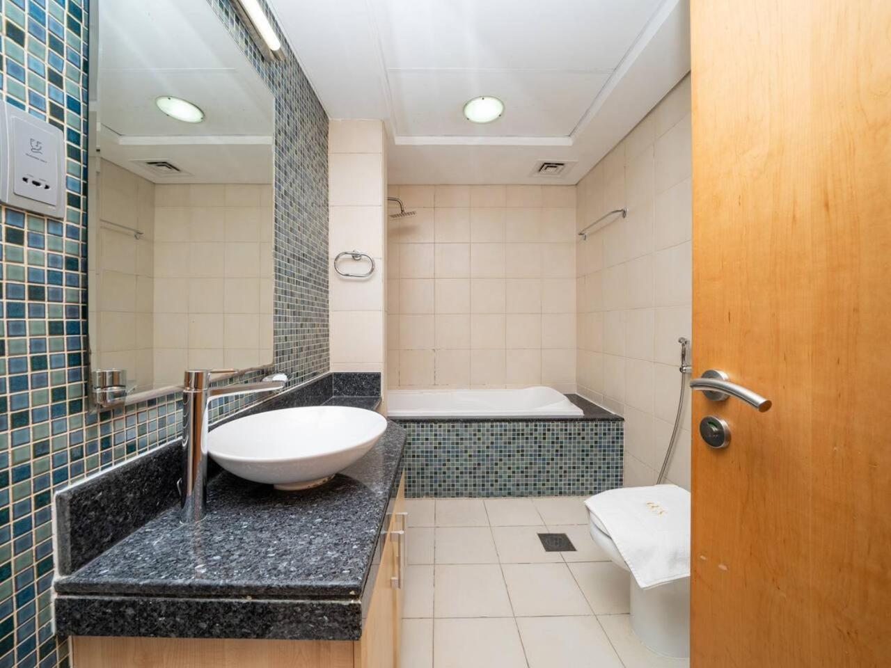 Cosy Palm Jumeirah 1 Bedroom - Perfect Location Dubaï