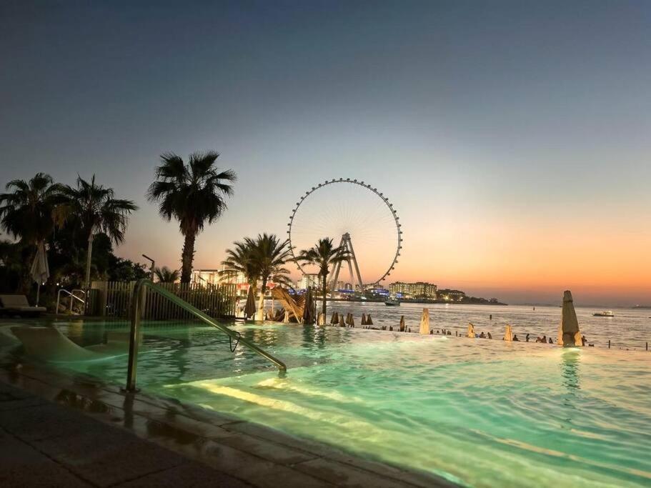 Aura Luxury - & Infinity Pool Appartement *