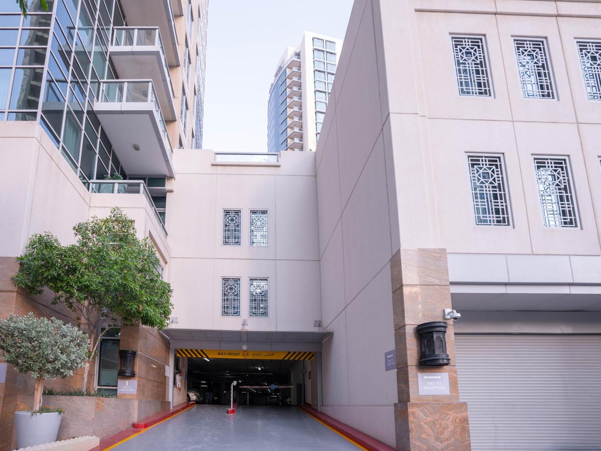 Holidays R Us 3 Bedroom Premium Location * Dubái