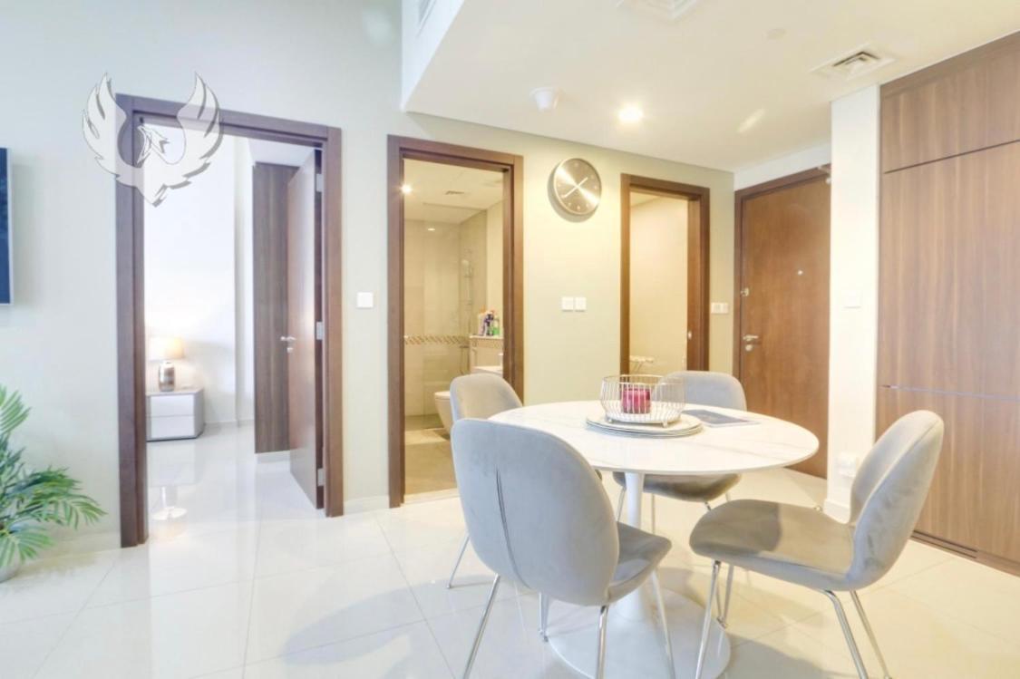 Luxury Skyline Burj Khalifa Apartment