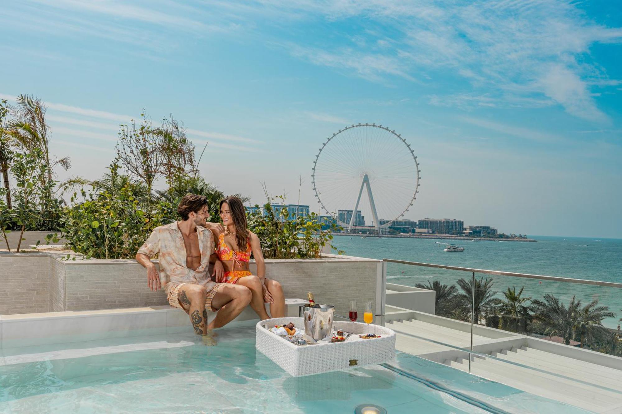Five Luxe 5* Dubái
