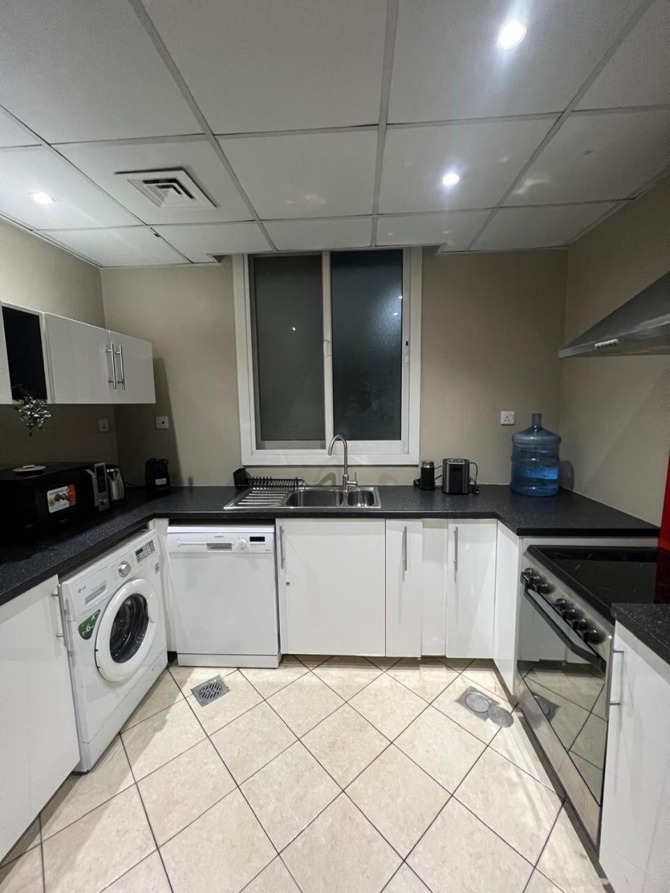 Luxury One Bedroom In Marina Appartamento Dubai