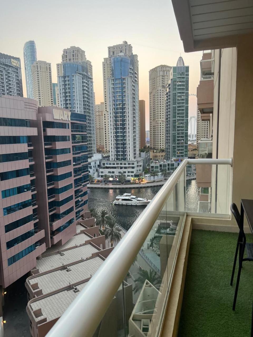 Luxury One Bedroom In Marina Appartamento Dubai