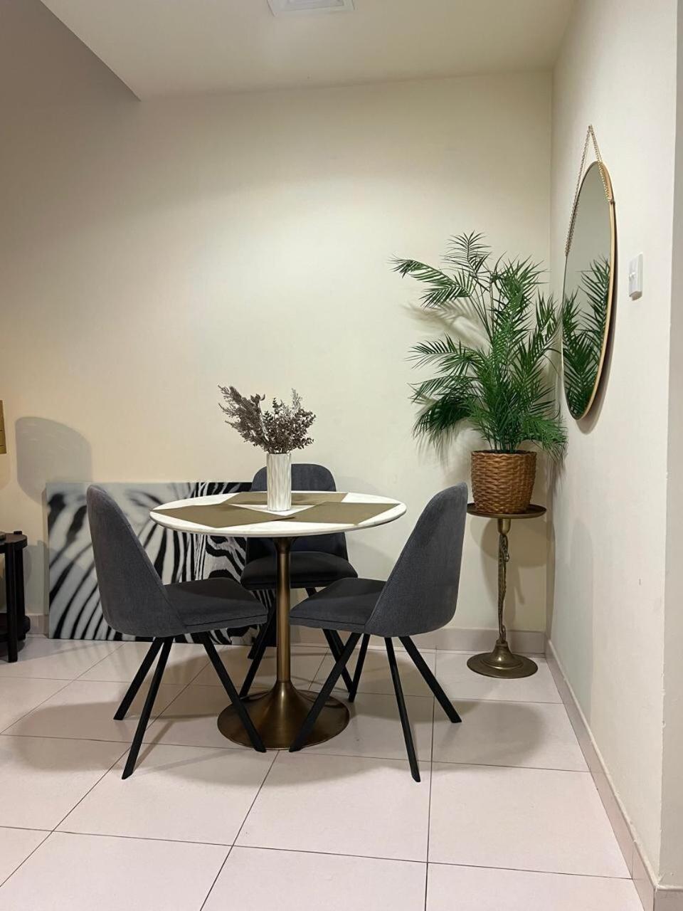 Luxury One Bedroom In Marina Appartamento Dubai