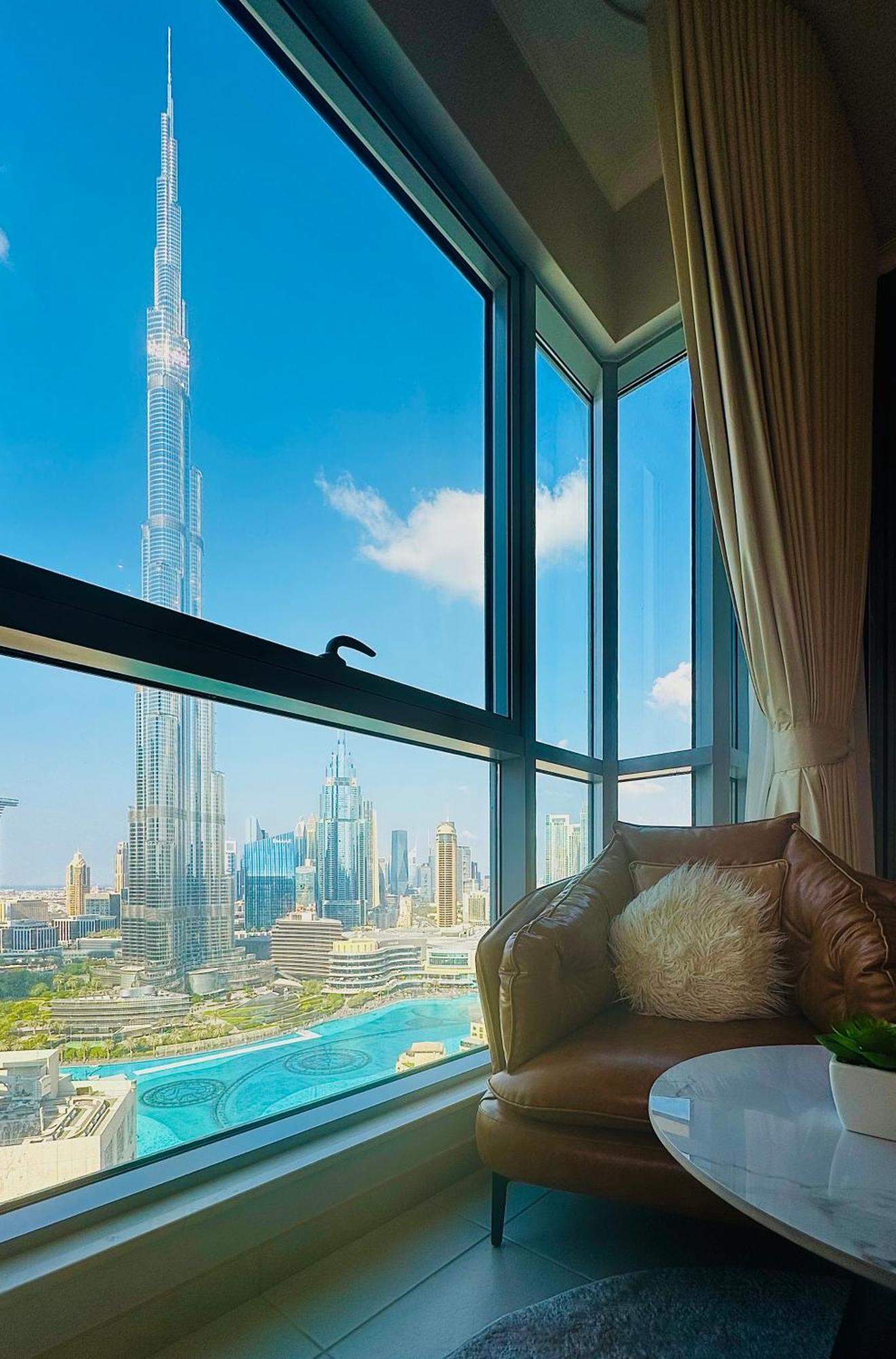 Ace Luxe, 2br, Downtown, Burj Khalifa & Fountain View, 5 Mins Walk To Mall Apartment
