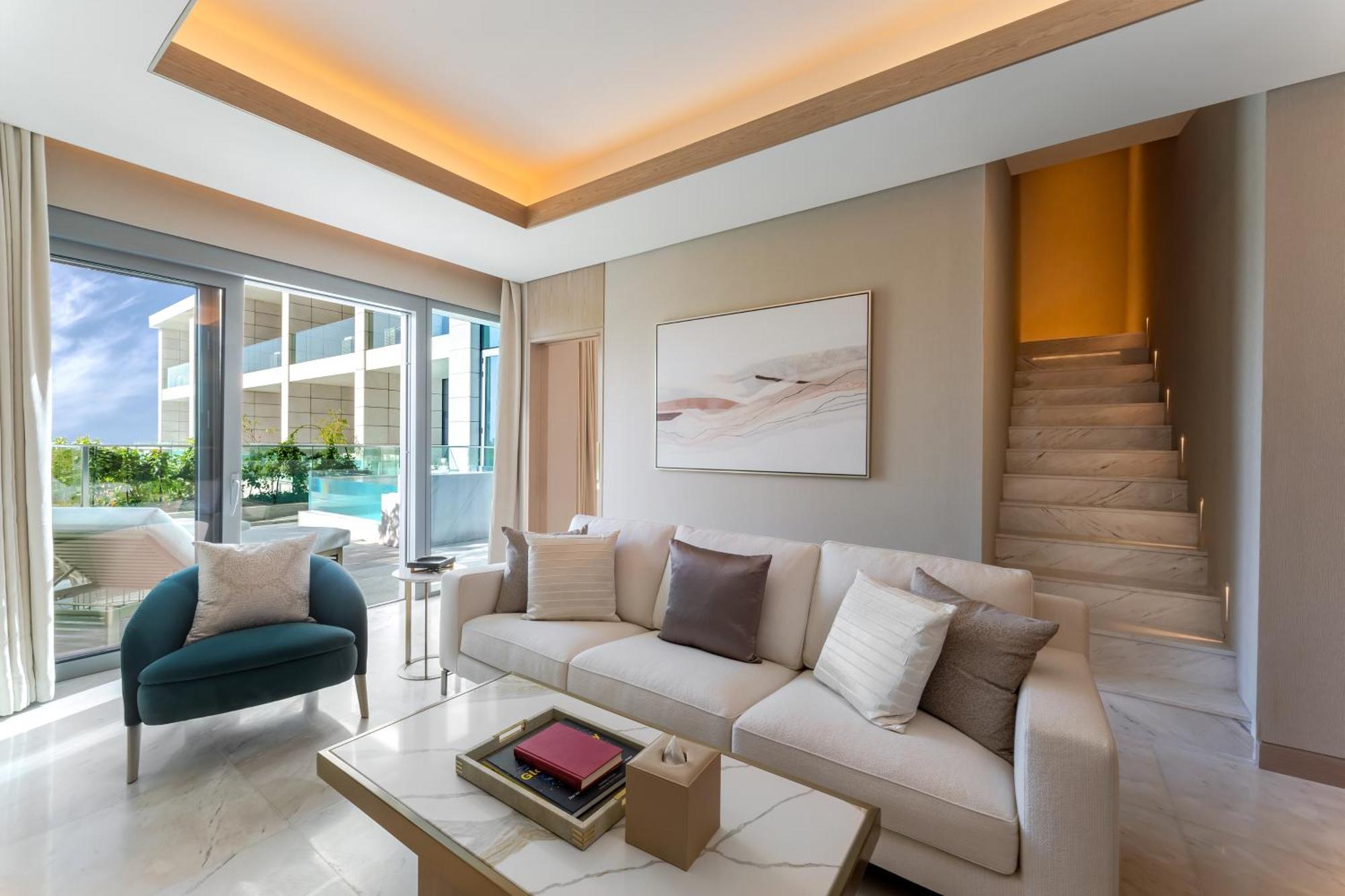 Hotel Five Luxe 5*