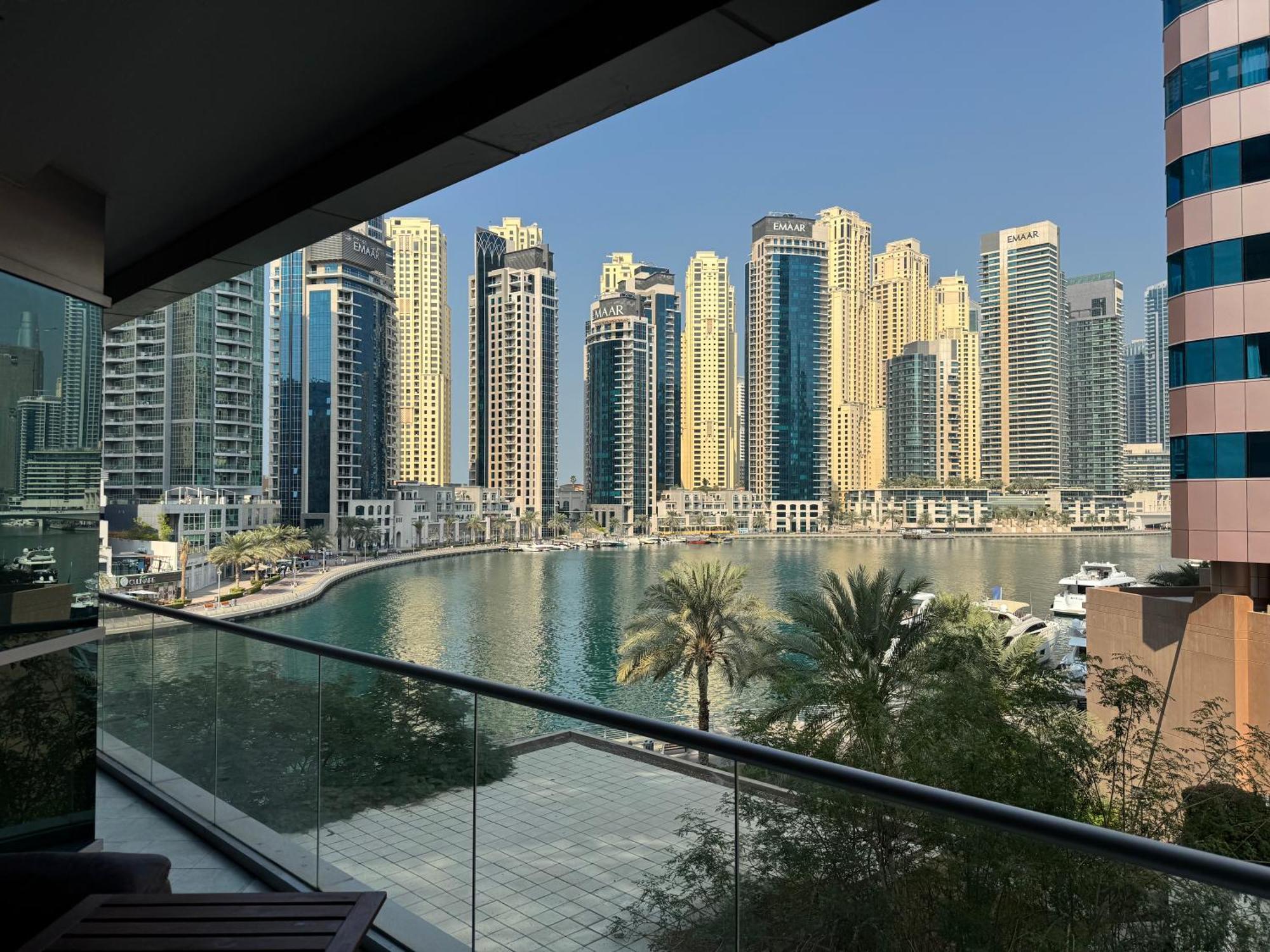 Stylish Marina View Dubái