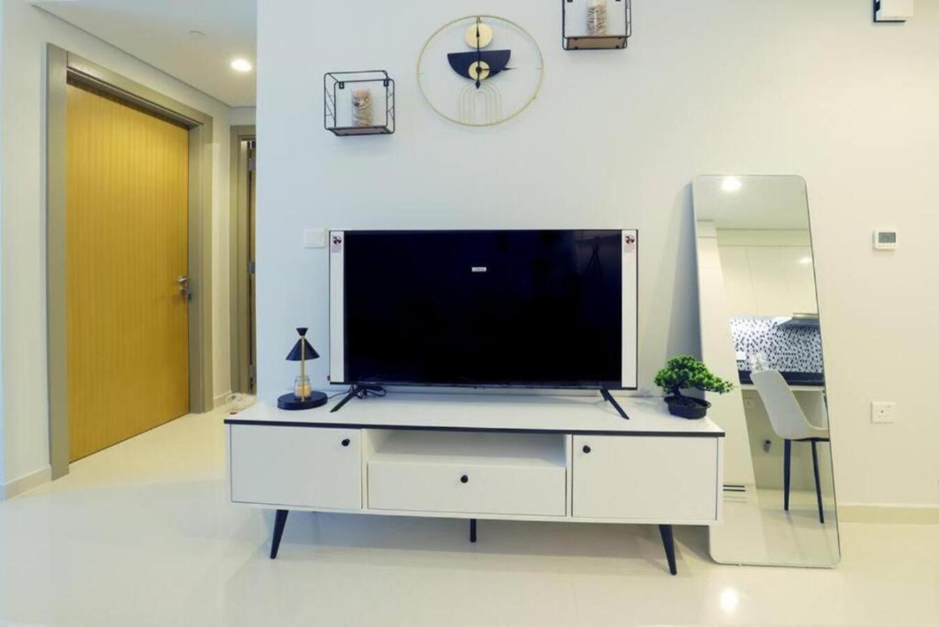 Apartament Brown Stone - Pool & Skyline View Aykon *