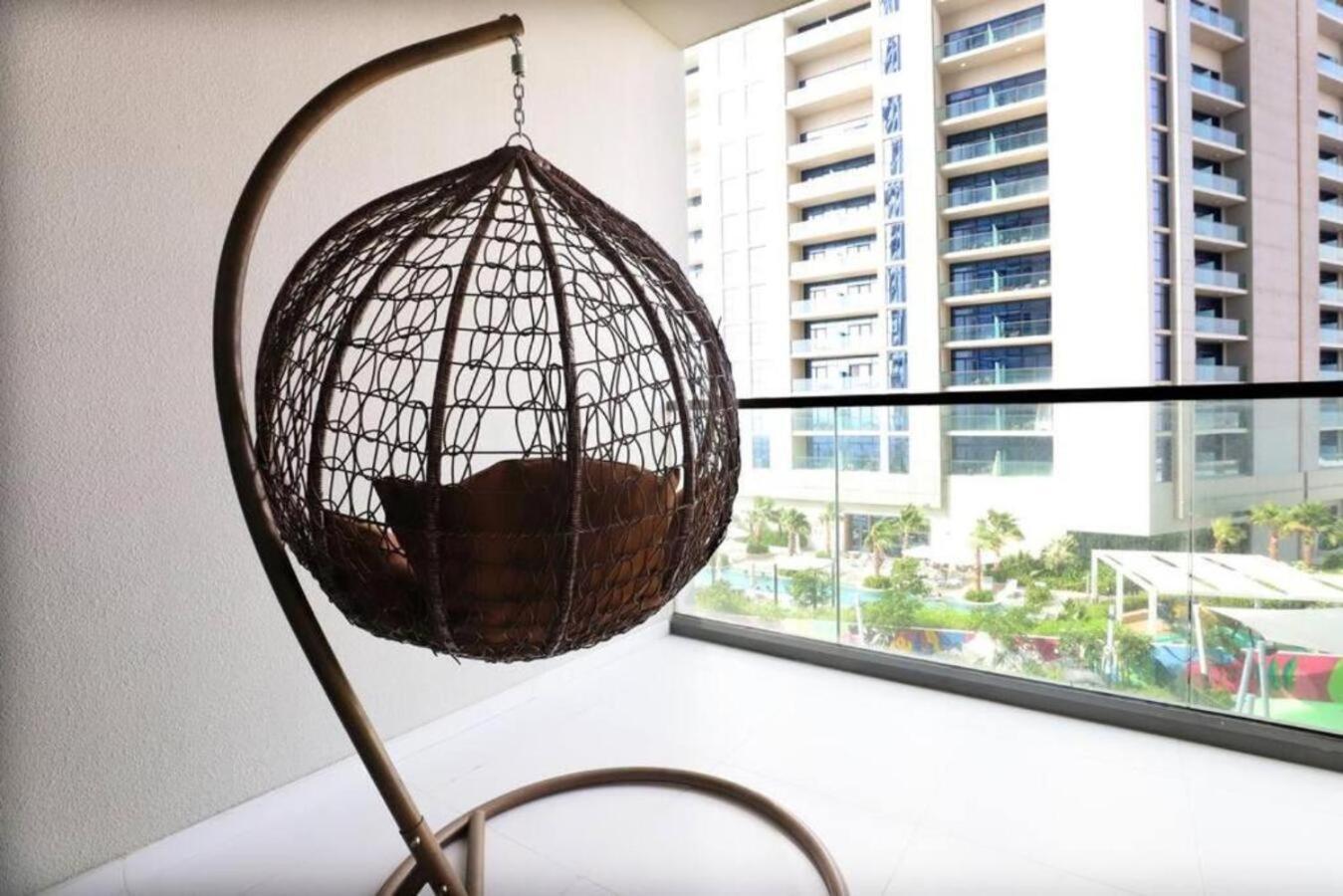 Brown Stone - Pool & Skyline View Aykon Apartament Dubai
