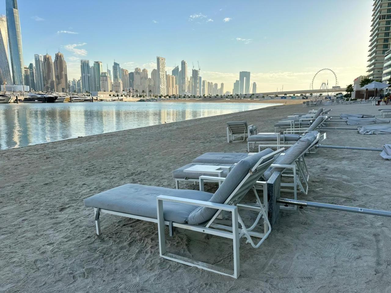 Apartamento Amakin Beachfront Palm Jumeirah Marina Vista 2 Dubai