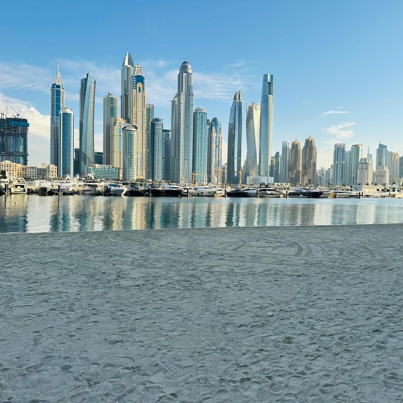 Apartamento Amakin Beachfront Palm Jumeirah Marina Vista 2