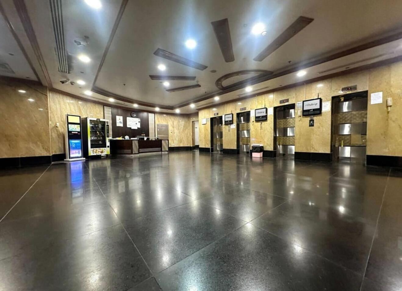 Destination Partition In Tecom Near Metro Homestay *