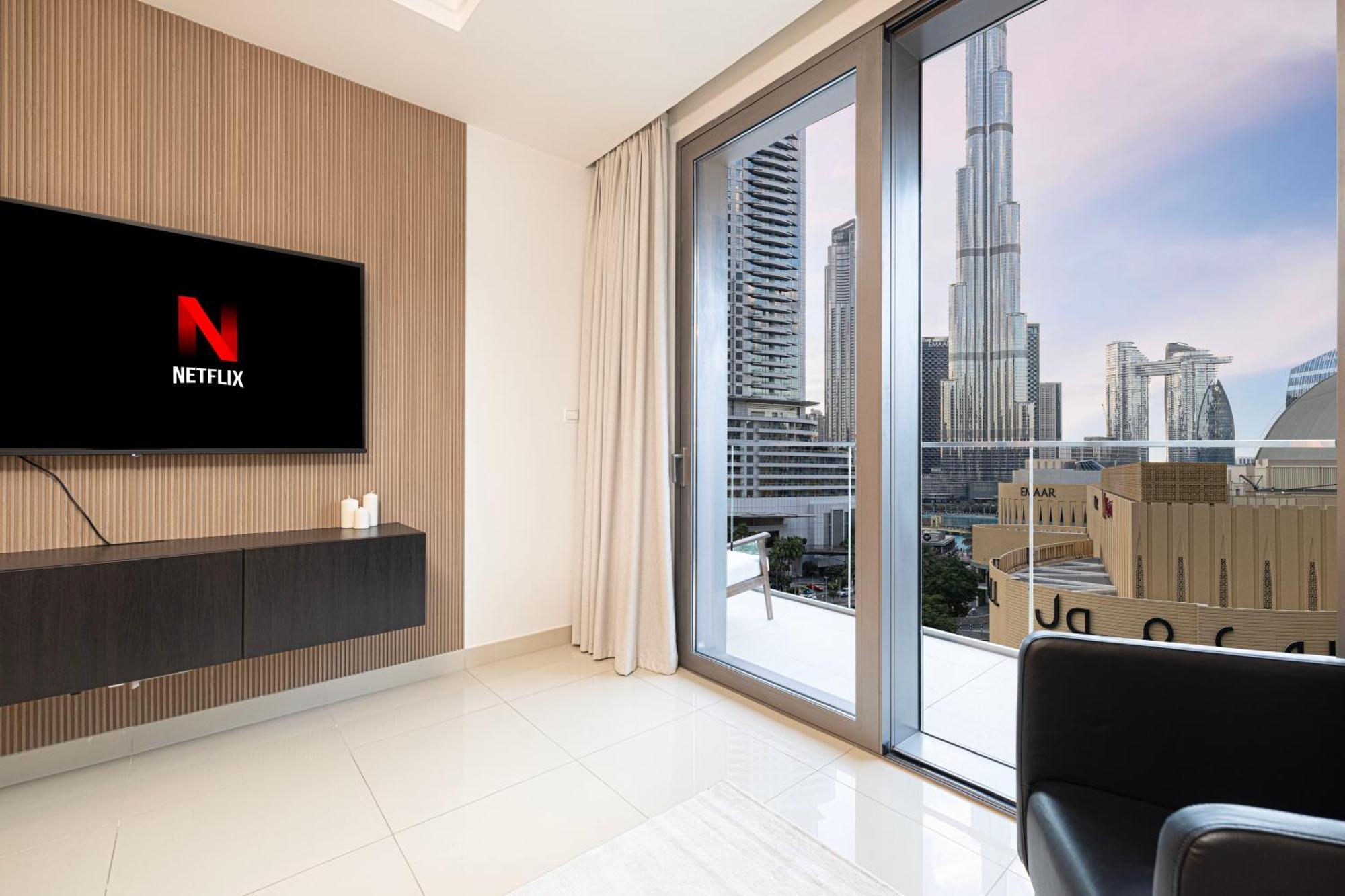 Luxe 1br With Full Burj Views And Mall Access *