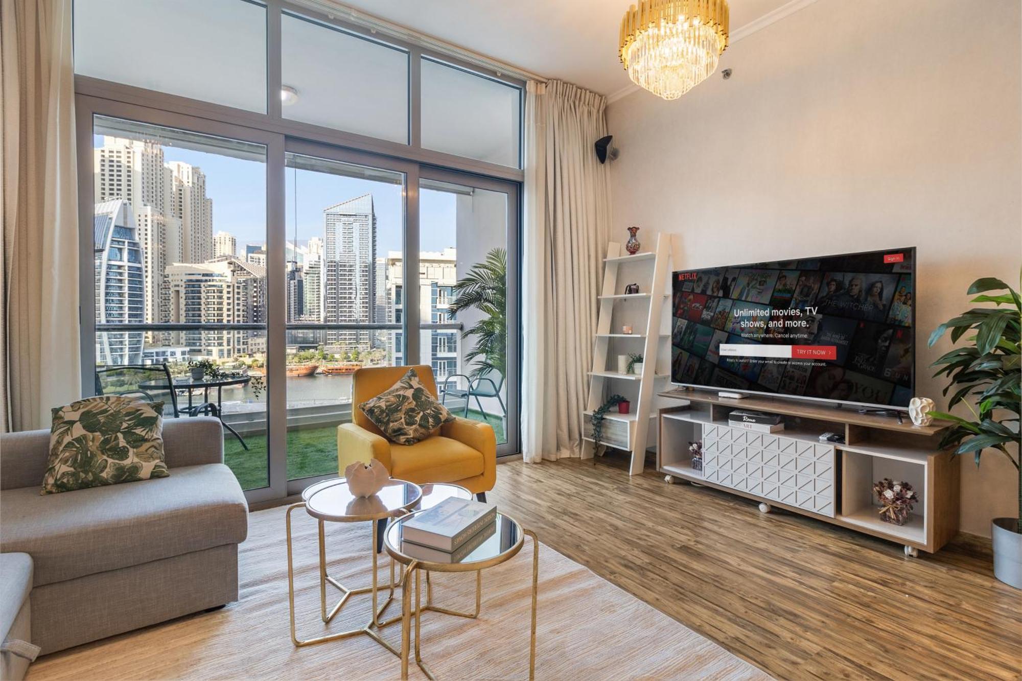 Royal Marina Experience Lavish 2br Waterfront View * Dubaï