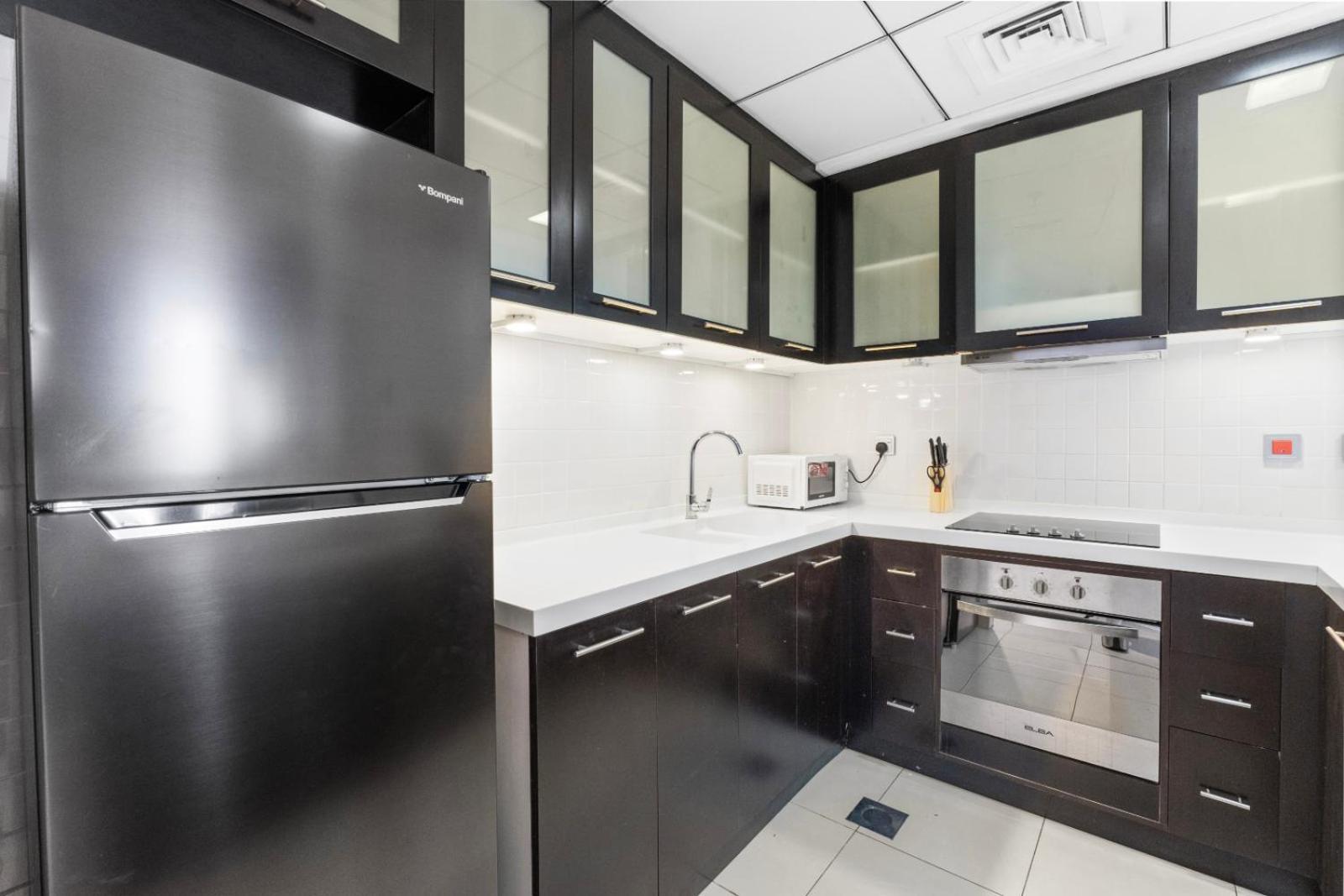 Stunning 1 Bedroom In Jbr Marina The Walk Dubaï