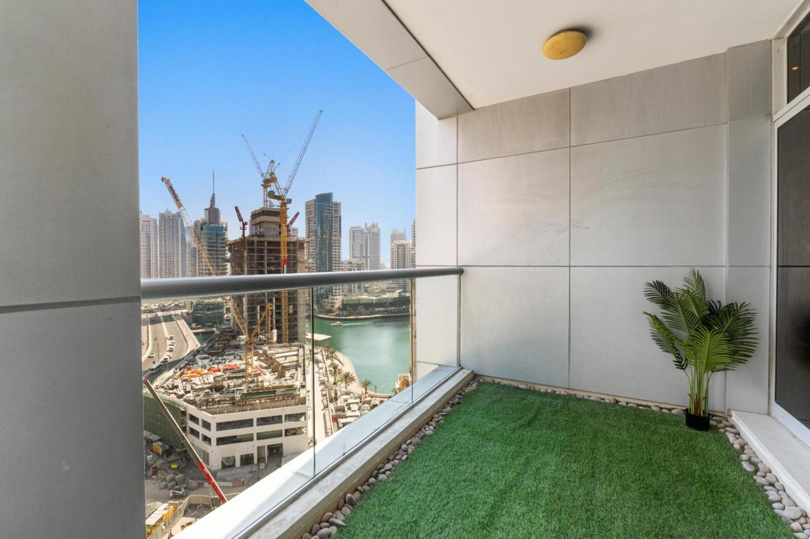 Stunning 1 Bedroom In Jbr Marina The Walk Dubaï