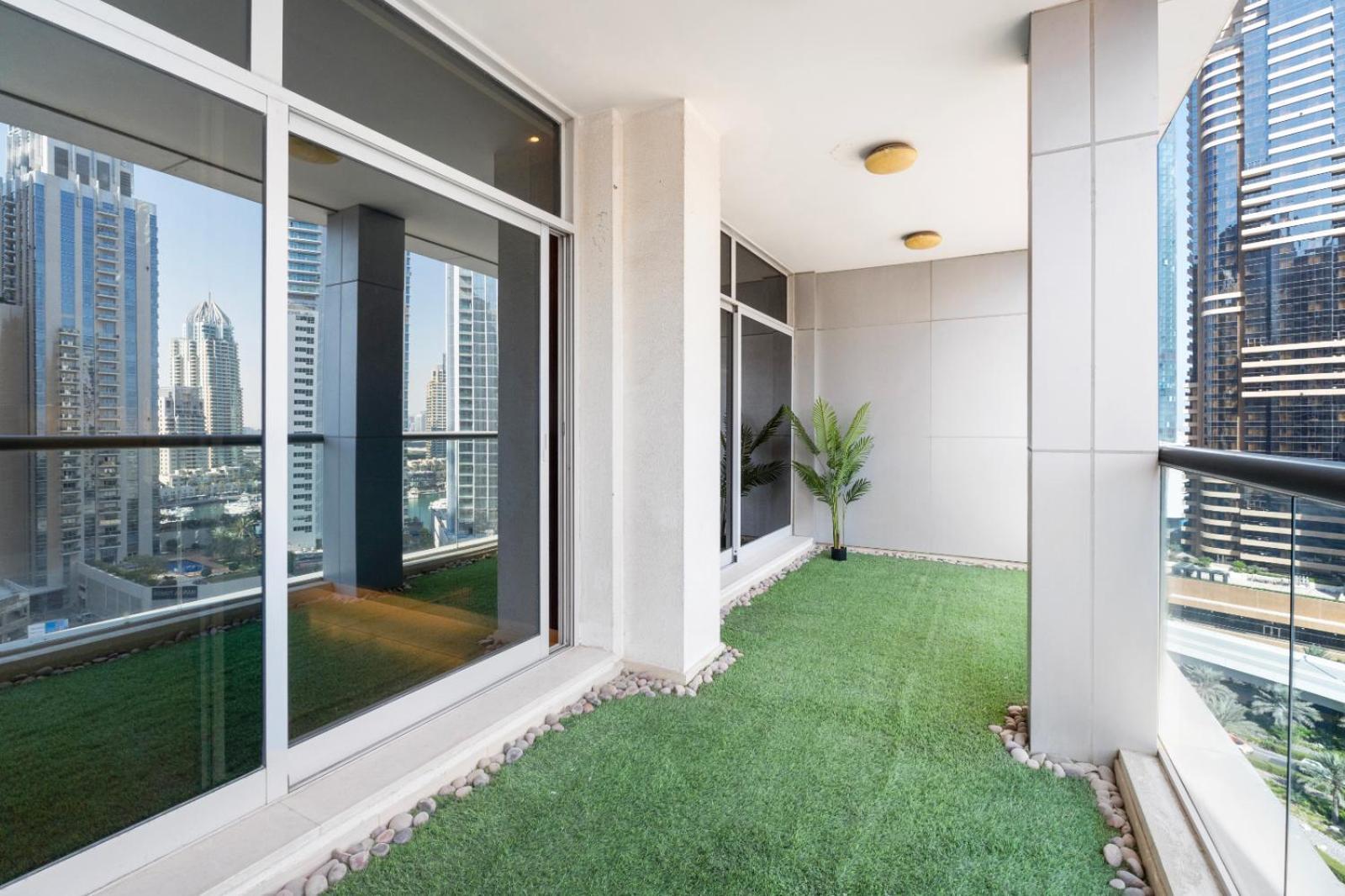 Stunning 1 Bedroom In Jbr Marina The Walk Appartement Dubaï