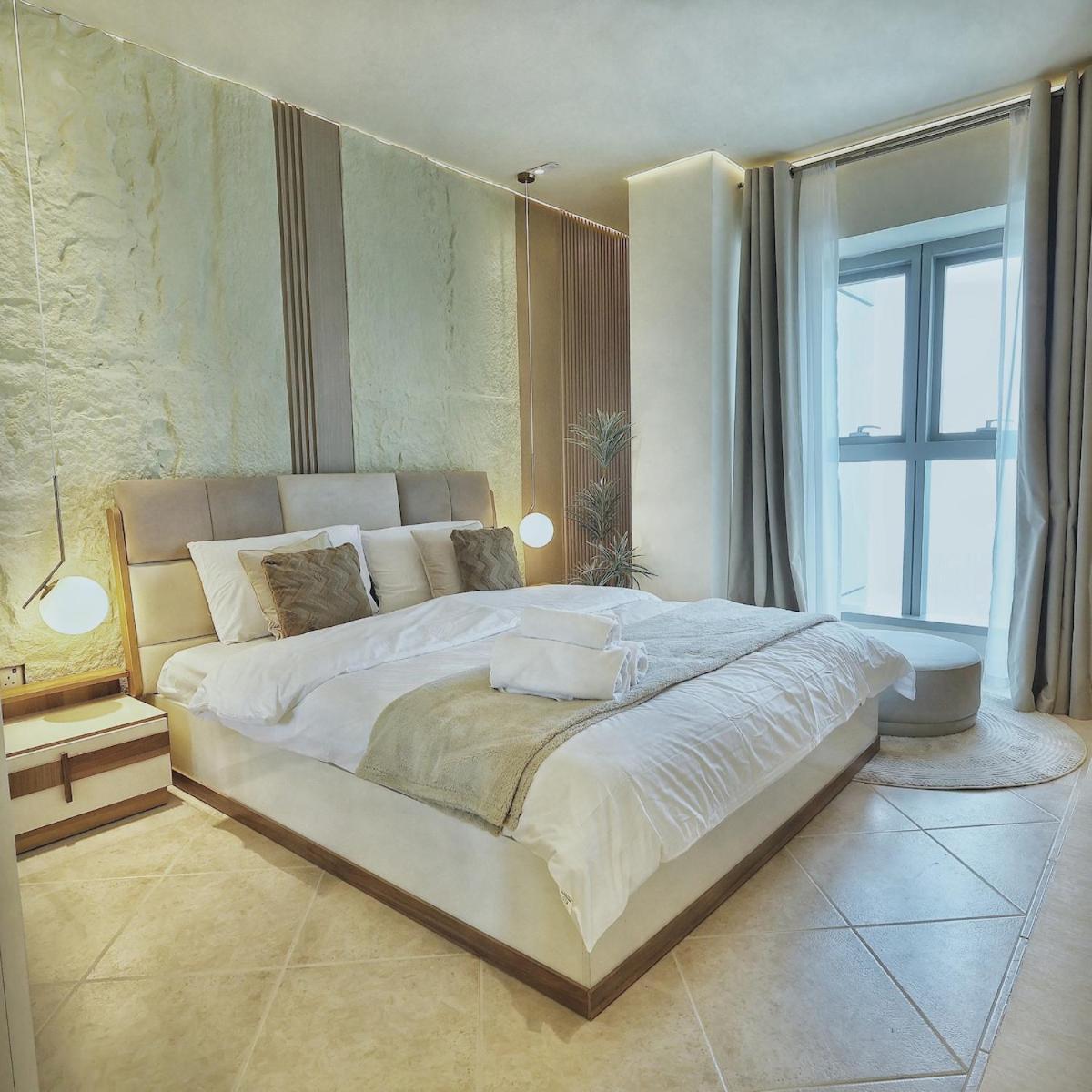 Skyline Sanctuary On The 82Nd Appartement Dubai
