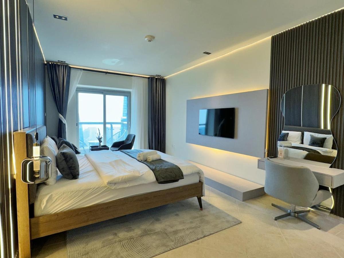 Appartement Skyline Sanctuary On The 82Nd Dubai