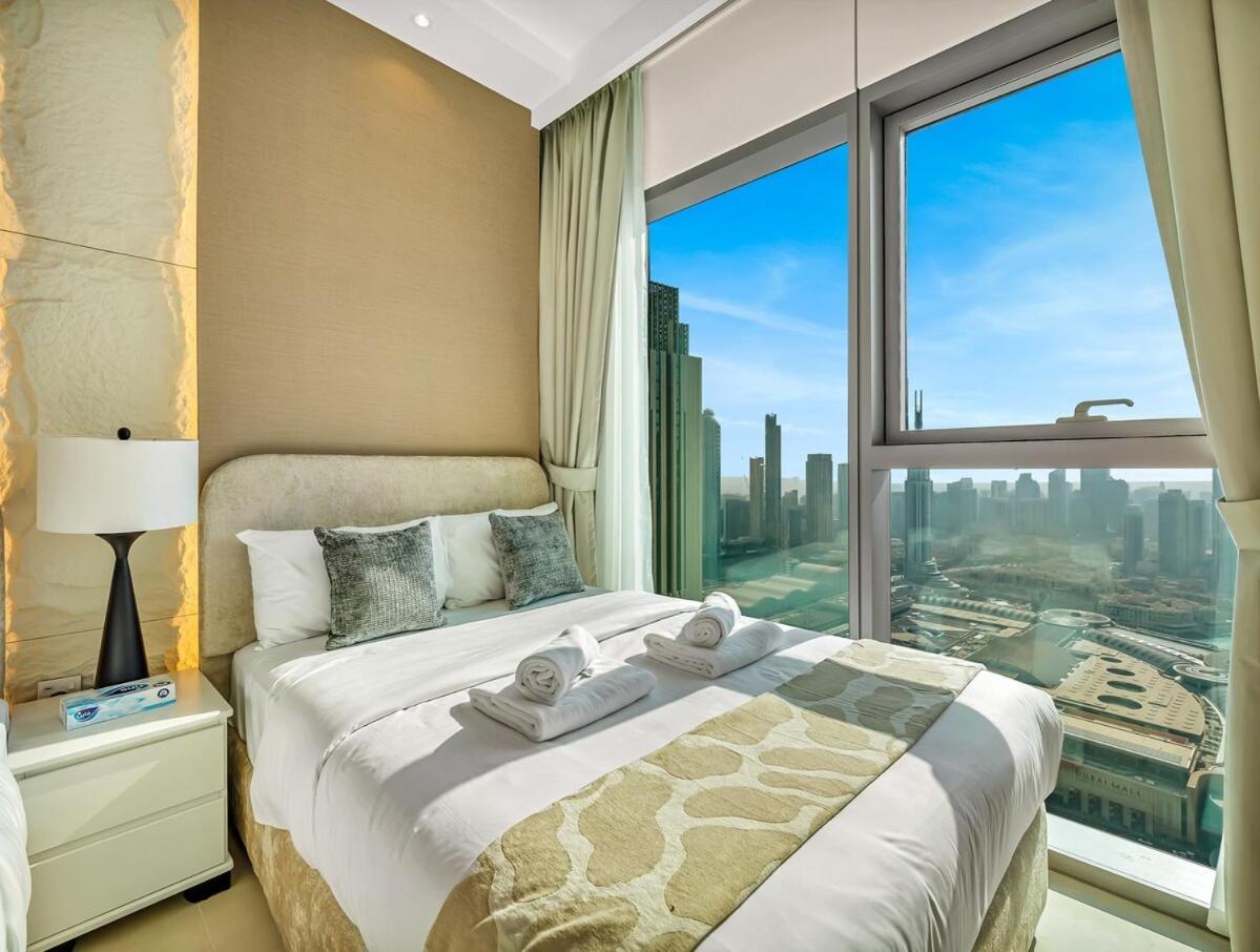 New Luxurious 4br With Burj Khalifa & Fountain View Near Difc Apartamento Dubái
