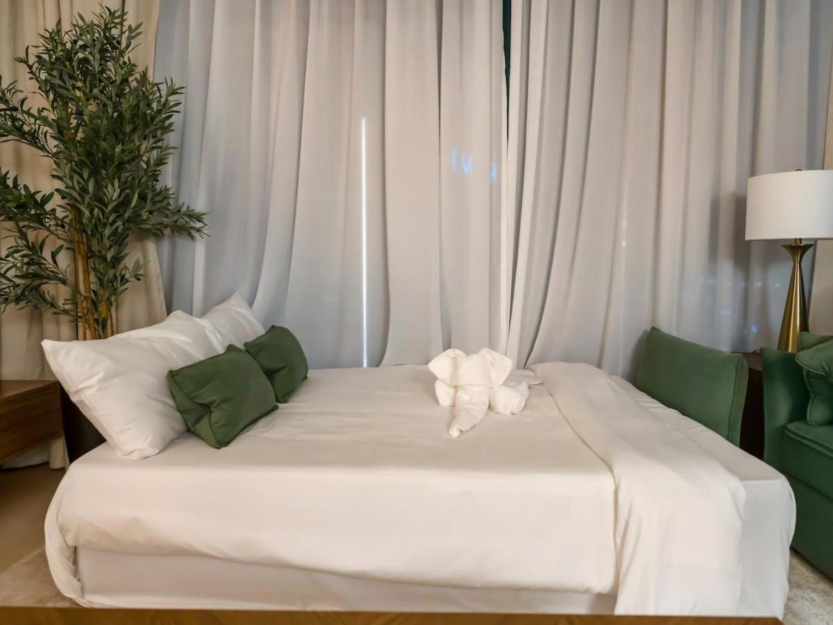 New Luxurious 4br With Burj Khalifa & Fountain View Near Difc Apartamento Dubái