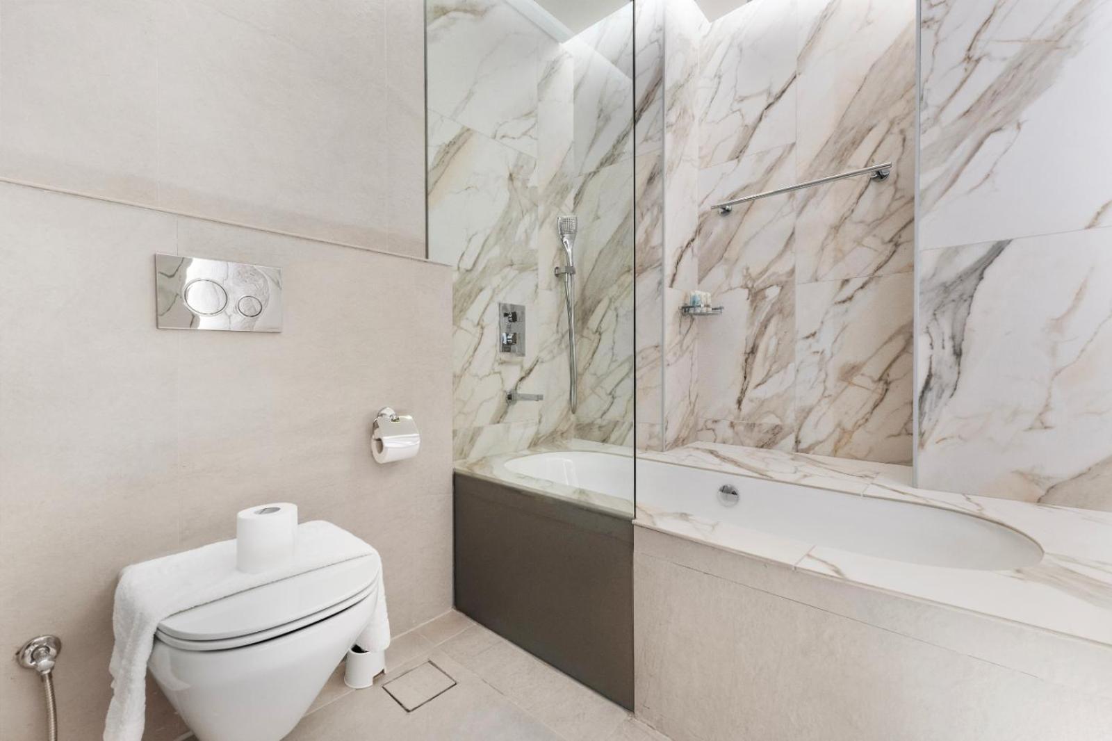 Luxury Living In Marina 1br Extra Large Dubái