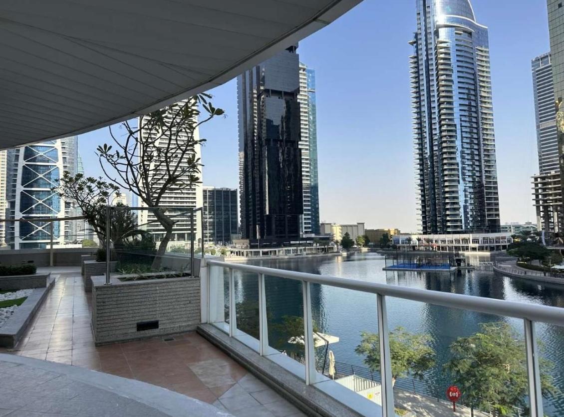 Lejlighed View 1br Jlt 1 Min To Metro Dubai