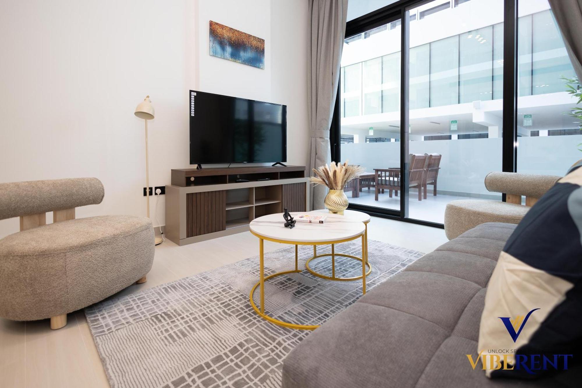 Appartement 1br Binghatti Galaxy Pool, Gym Dubaï