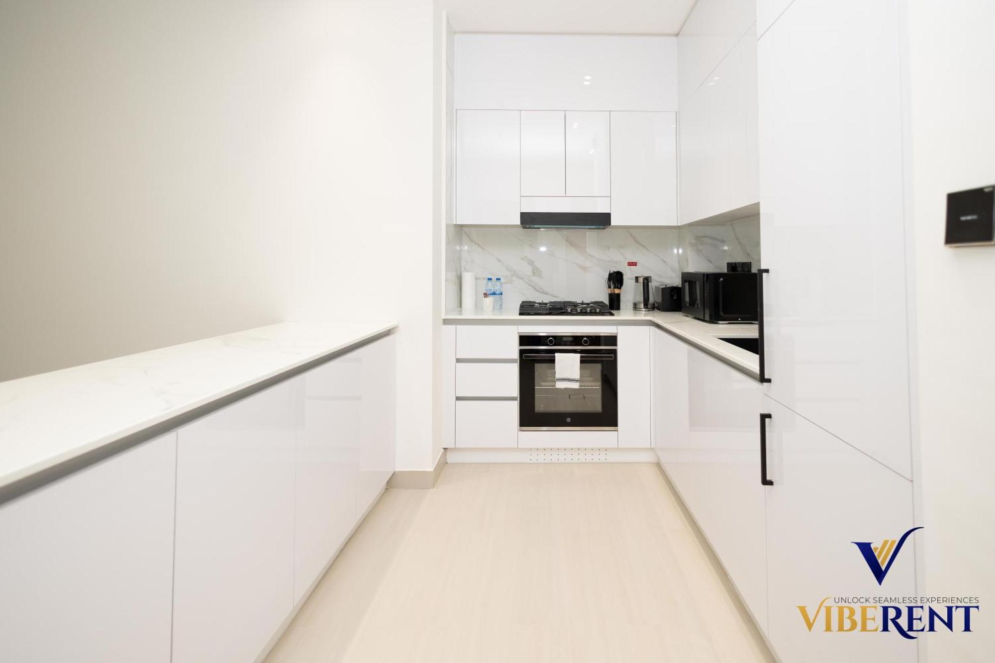 1br Binghatti Galaxy Pool, Gym Appartement