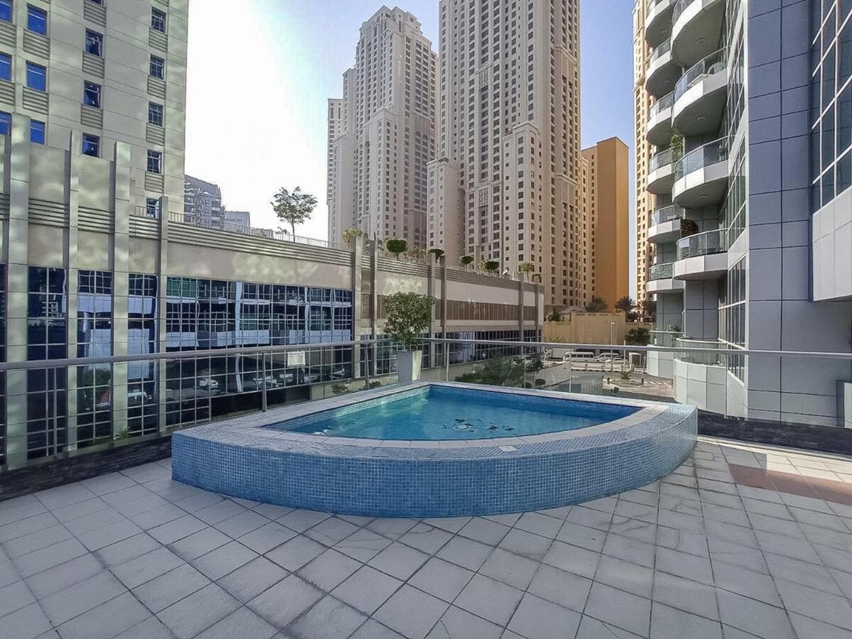Appartement Stylish 1-bedroom In The Heart Of Jbr *
