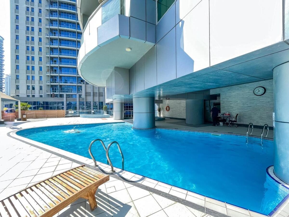 Appartement Stylish 1-bedroom In The Heart Of Jbr Dubaï