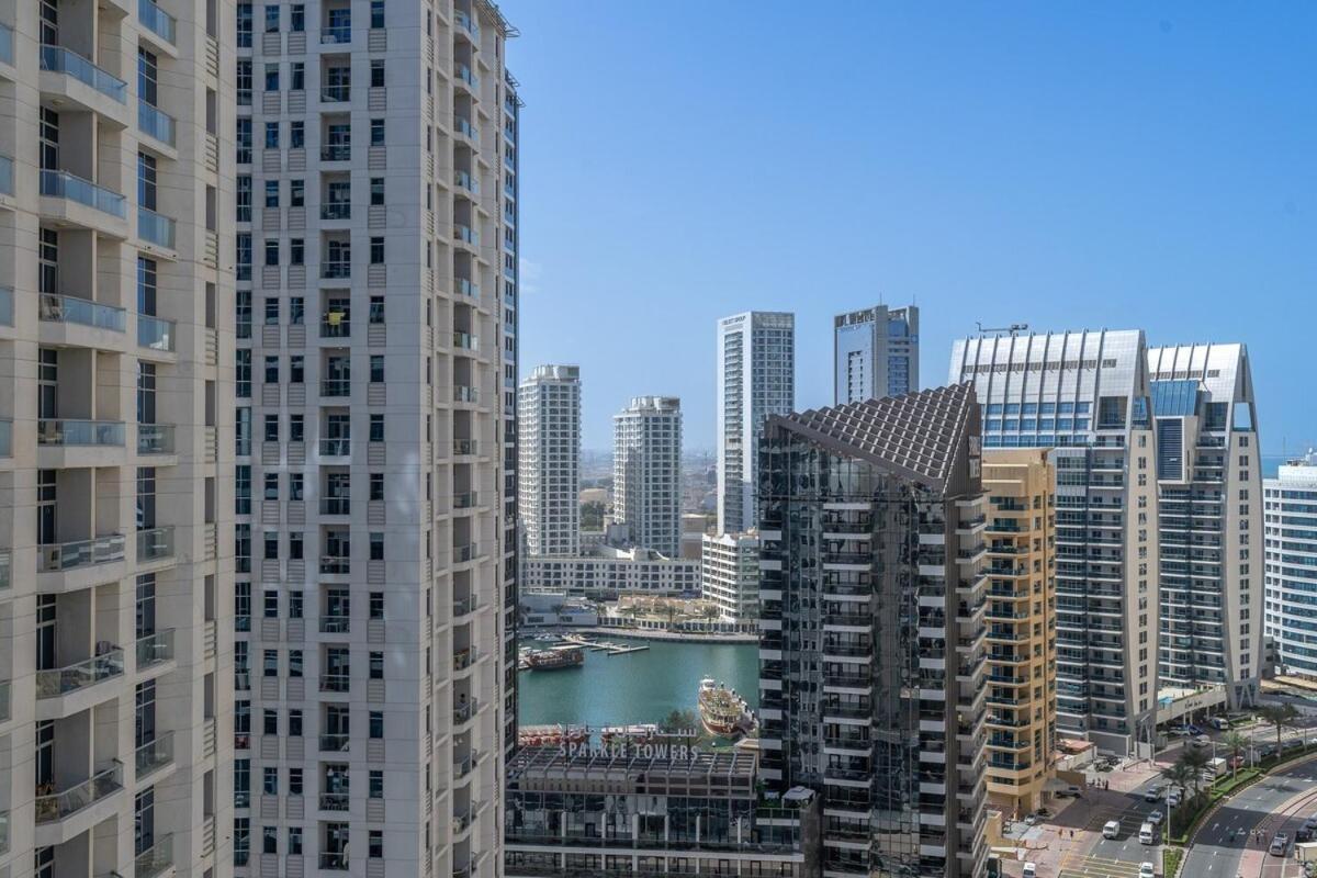Appartement Stylish 1-bedroom In The Heart Of Jbr *