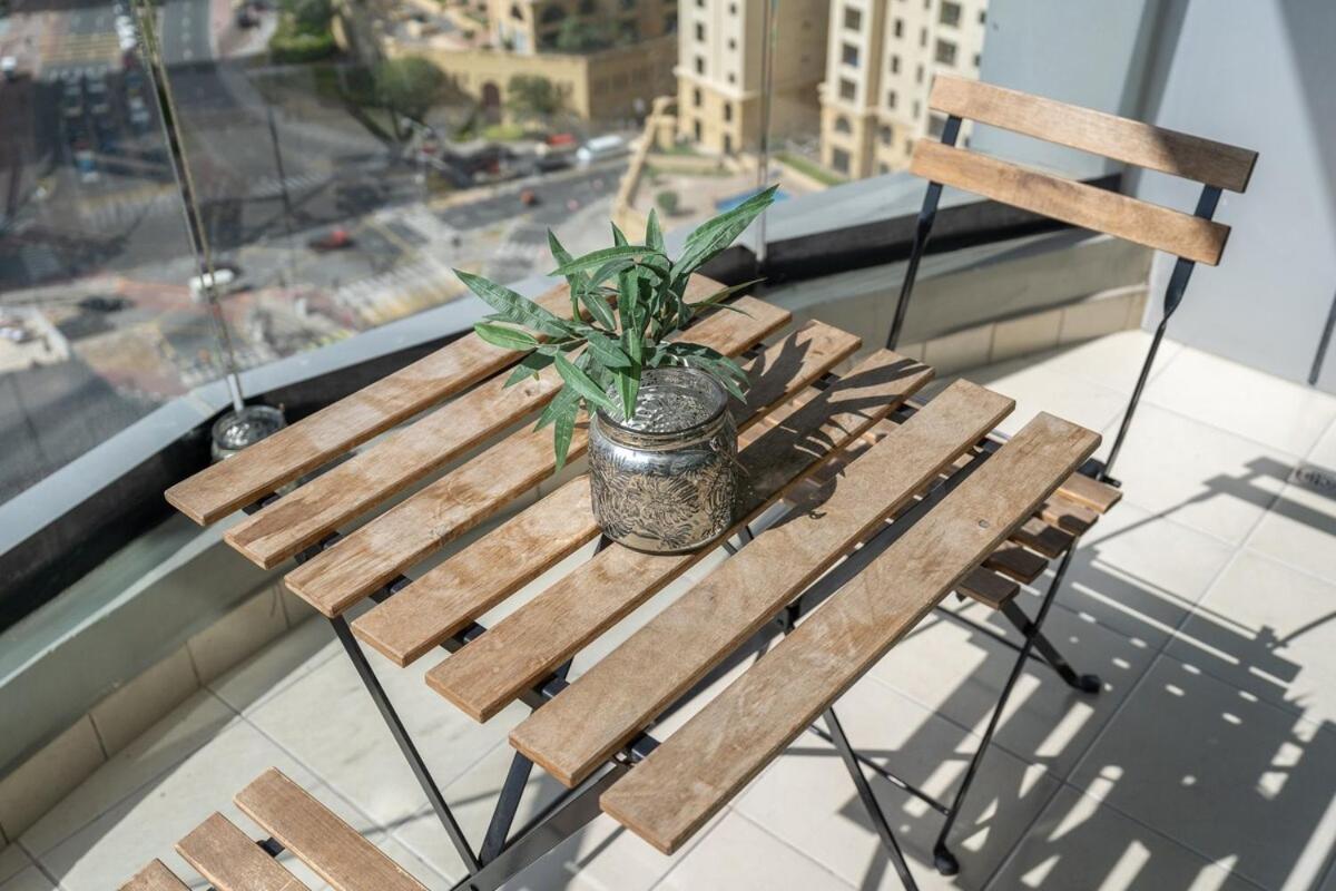 Stylish 1-bedroom In The Heart Of Jbr Appartement