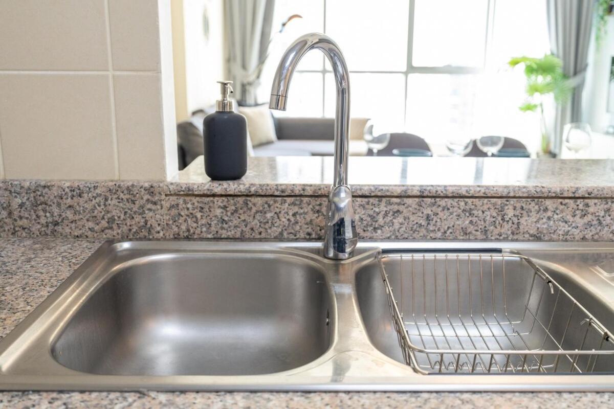 Appartement Stylish 1-bedroom In The Heart Of Jbr Dubaï