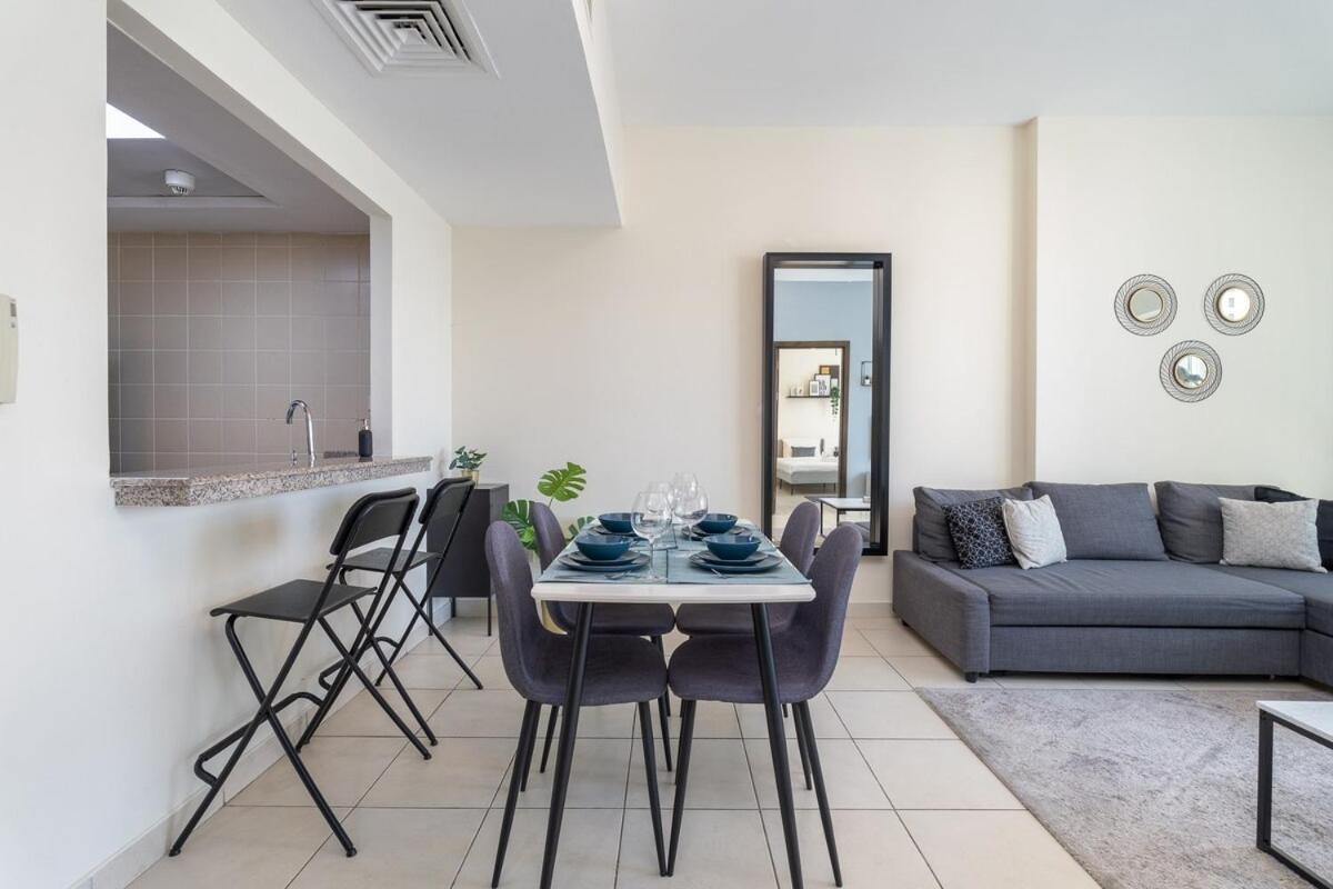Appartement Stylish 1-bedroom In The Heart Of Jbr Dubaï