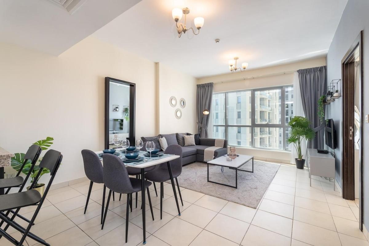 Appartement Stylish 1-bedroom In The Heart Of Jbr *