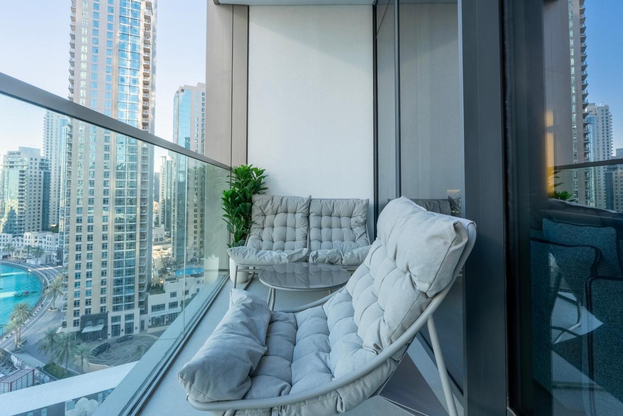 Downtown Luxury - Stunning Burj Khalifa & Fountain Views - 5 Minutes Walk To Mall Appartement