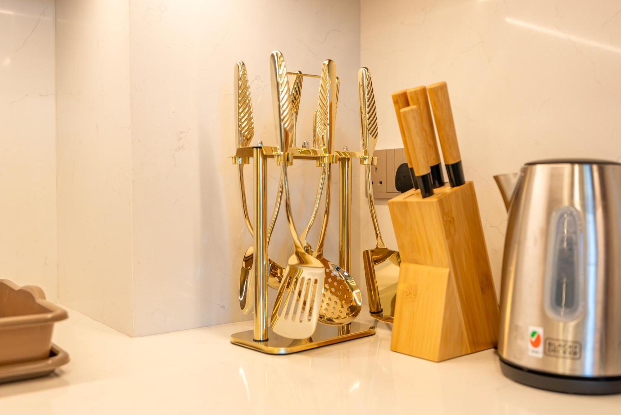 Downtown Luxury - Stunning Burj Khalifa & Fountain Views - 5 Minutes Walk To Mall *