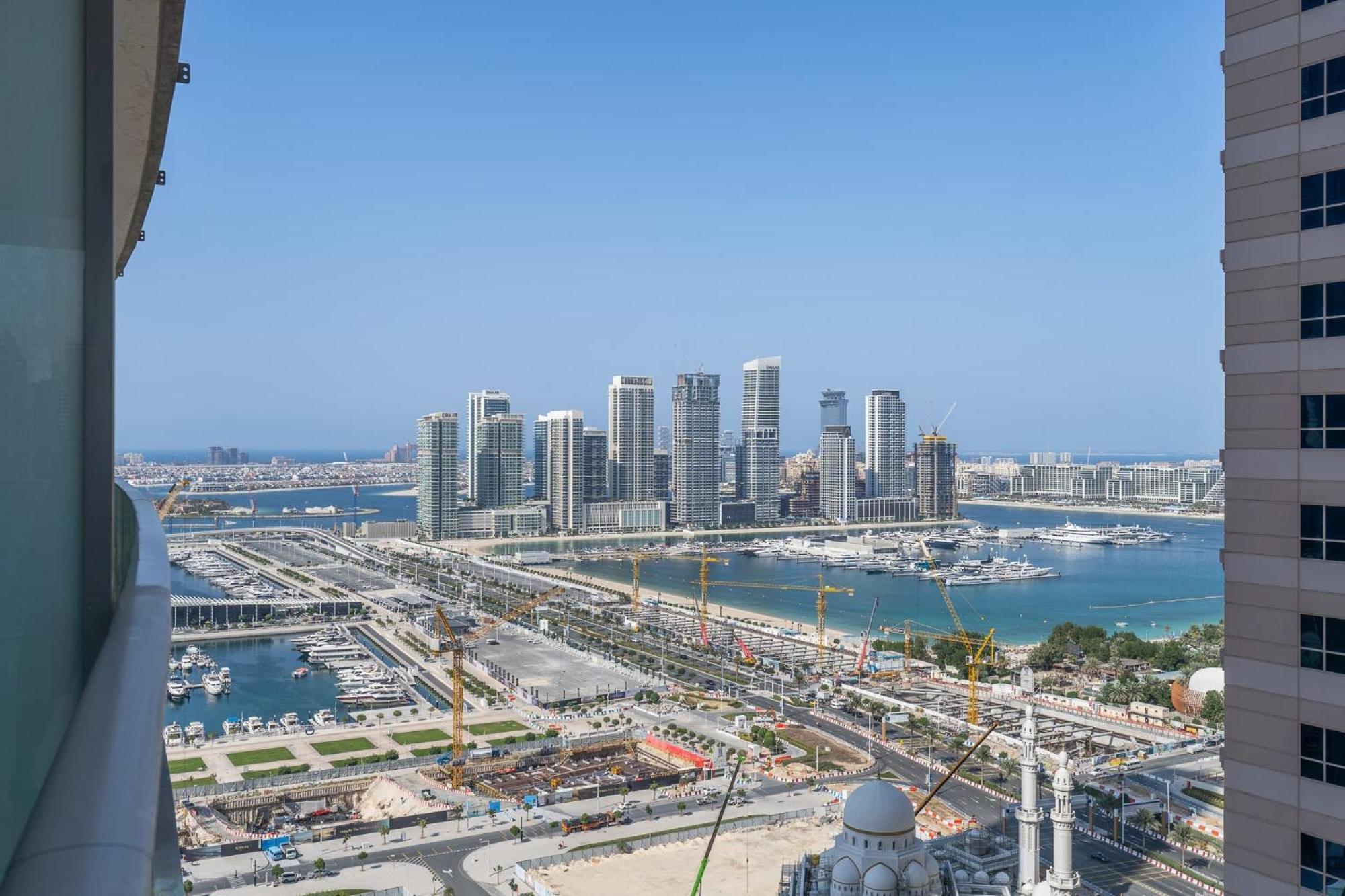 Apartment Marina Views And A 3 Bedroom In Marina Dubai