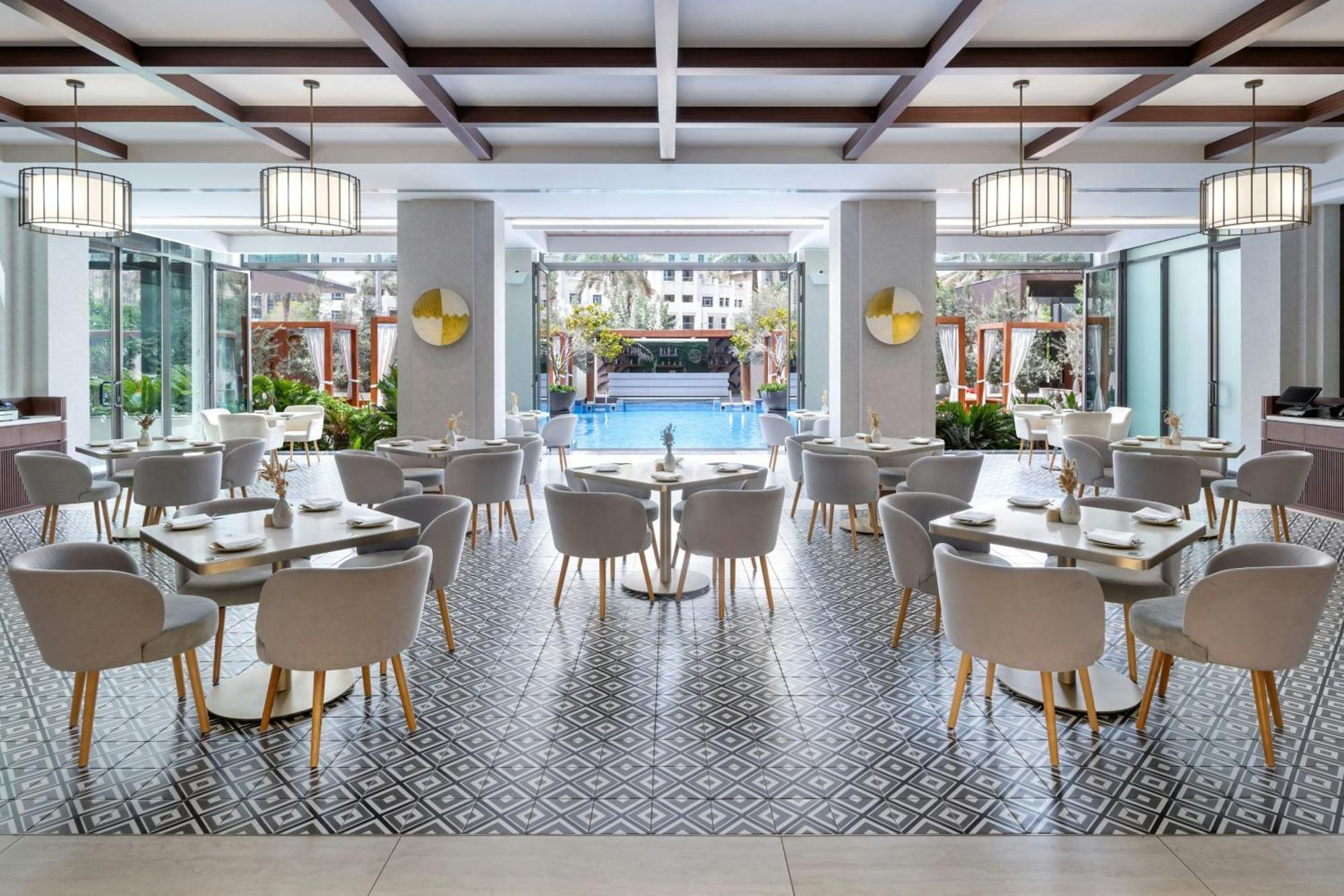 Boulevard, Autograph Collection Hotell 4*