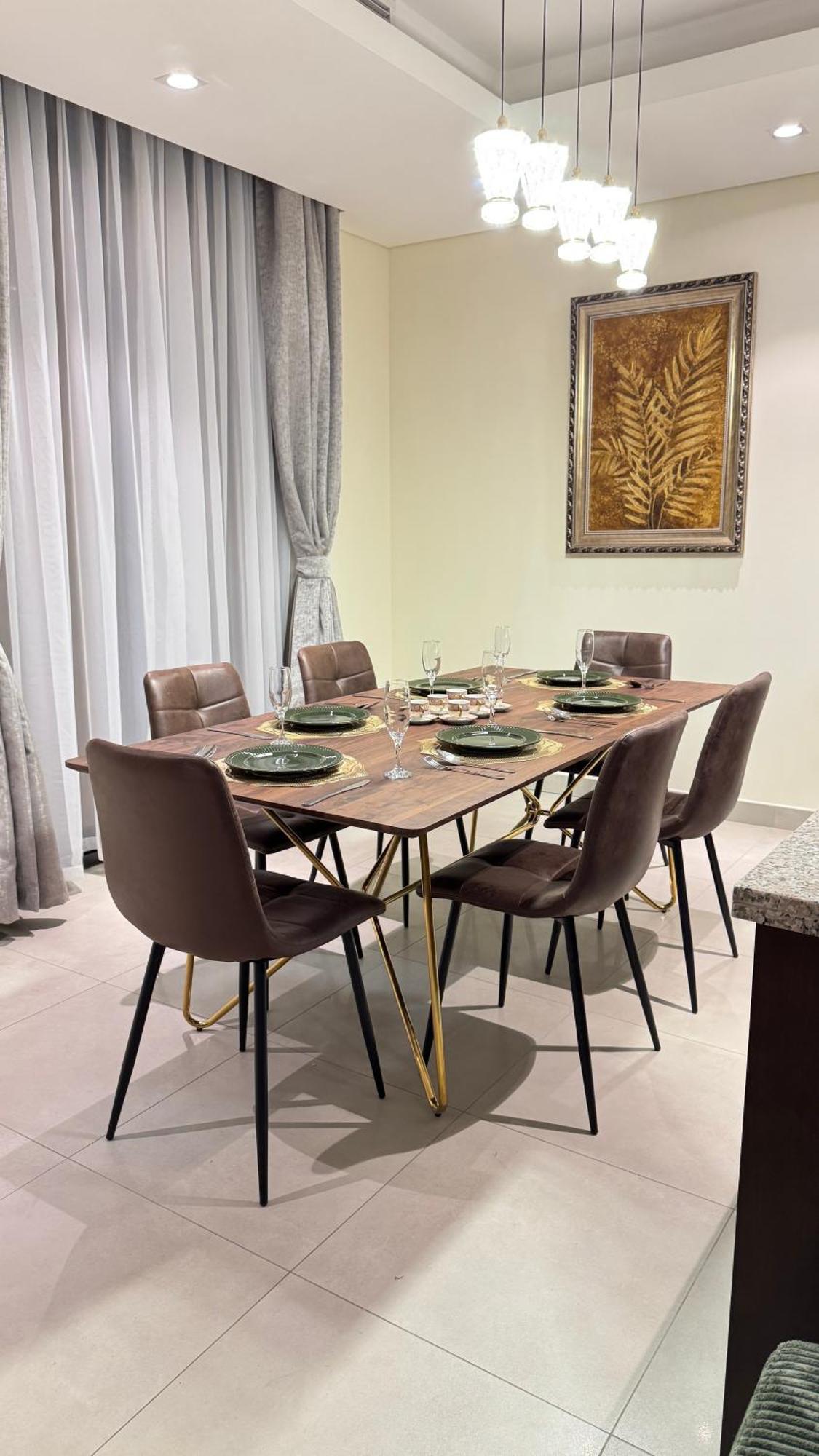 Serene & Spacious 3br En-suite With Assistant's - Walk To Mall & Restaurants Villa Dubaï