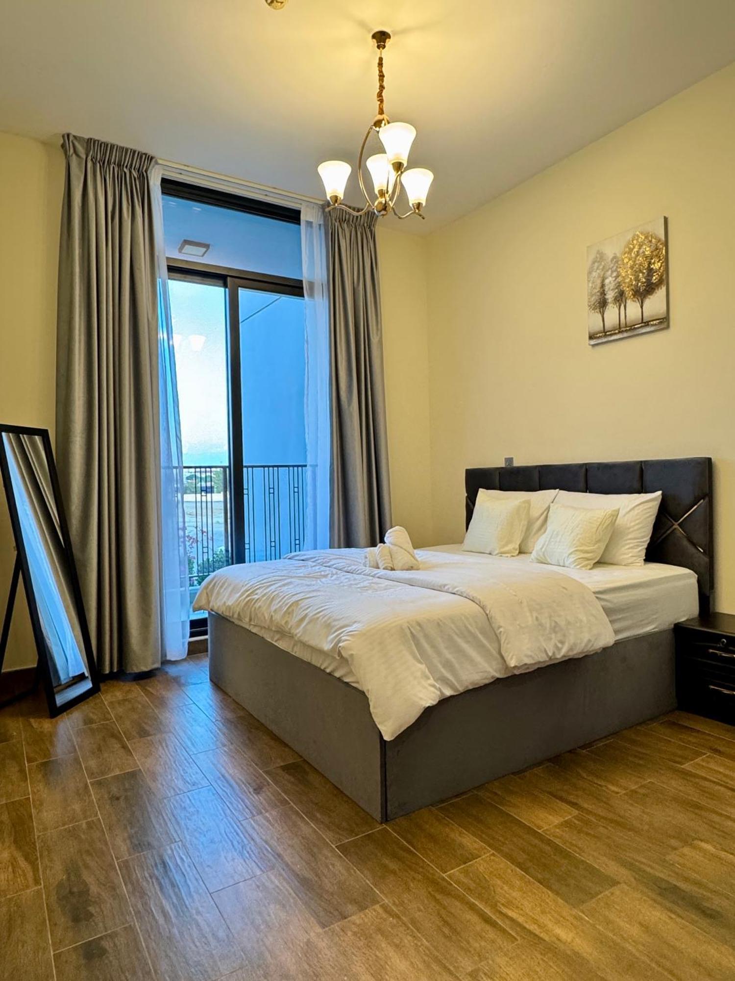 3br Ensuite In Motor - Shamsgetaways *
