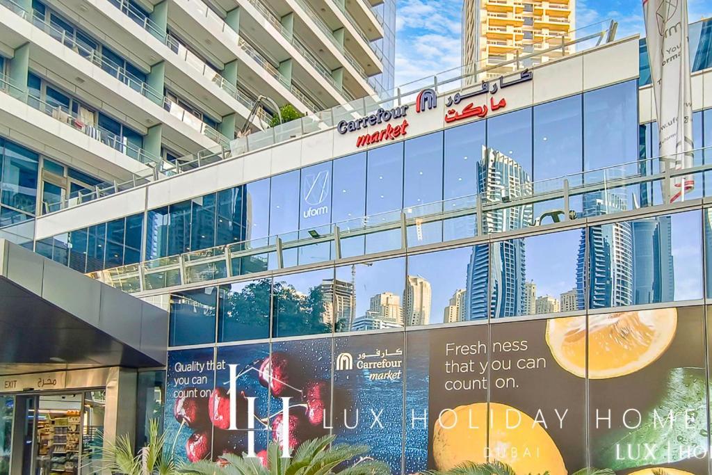 Lux The Silverene Marina View *