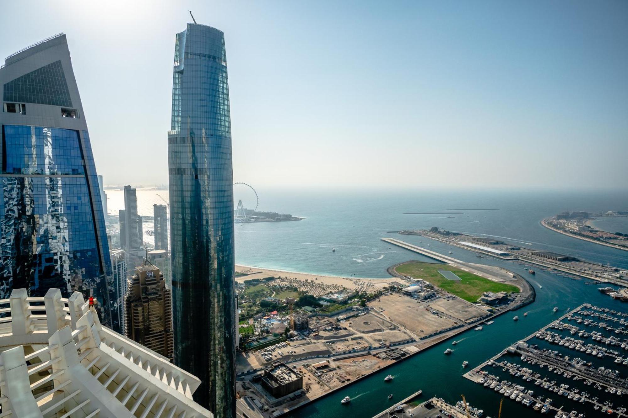Appart hôtel Marina - 75th Floor Above The Clouds, Elegant&big