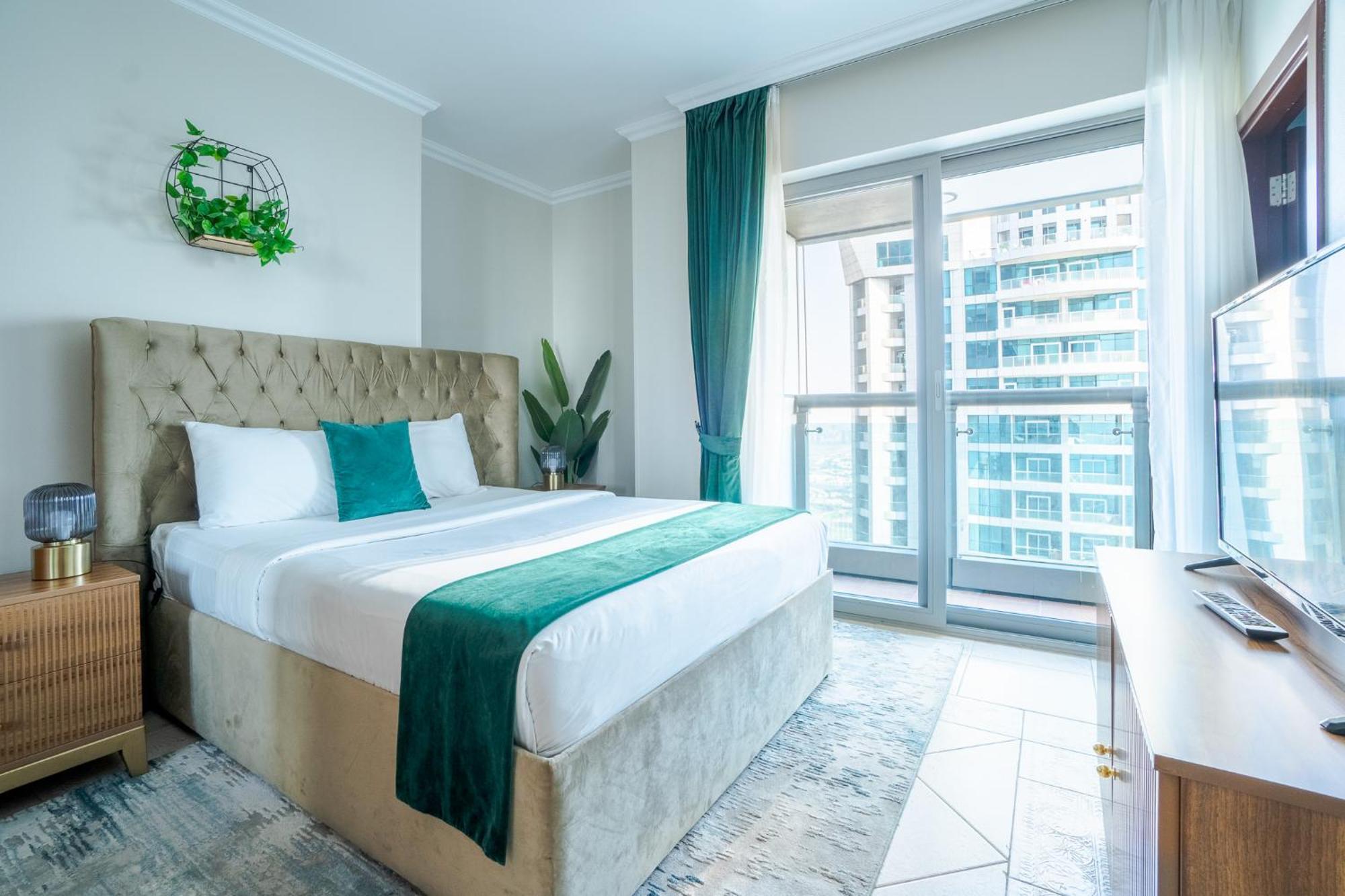 Appart hôtel Marina - 75th Floor Above The Clouds, Elegant&big Dubaï