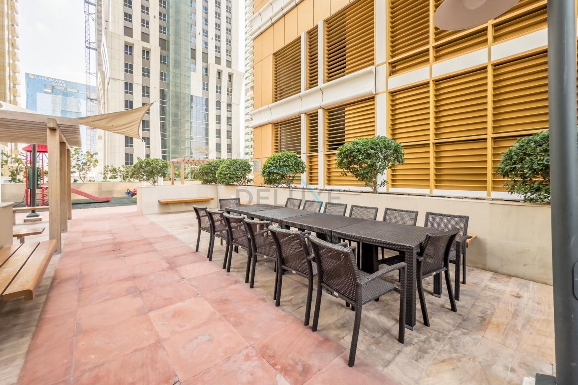 Upgraded 1br Overlooking Palm Jumeirah & Sea Views From Living To Bedroom, Elite Residence, Marina By Deluxe Homes * Dubaï