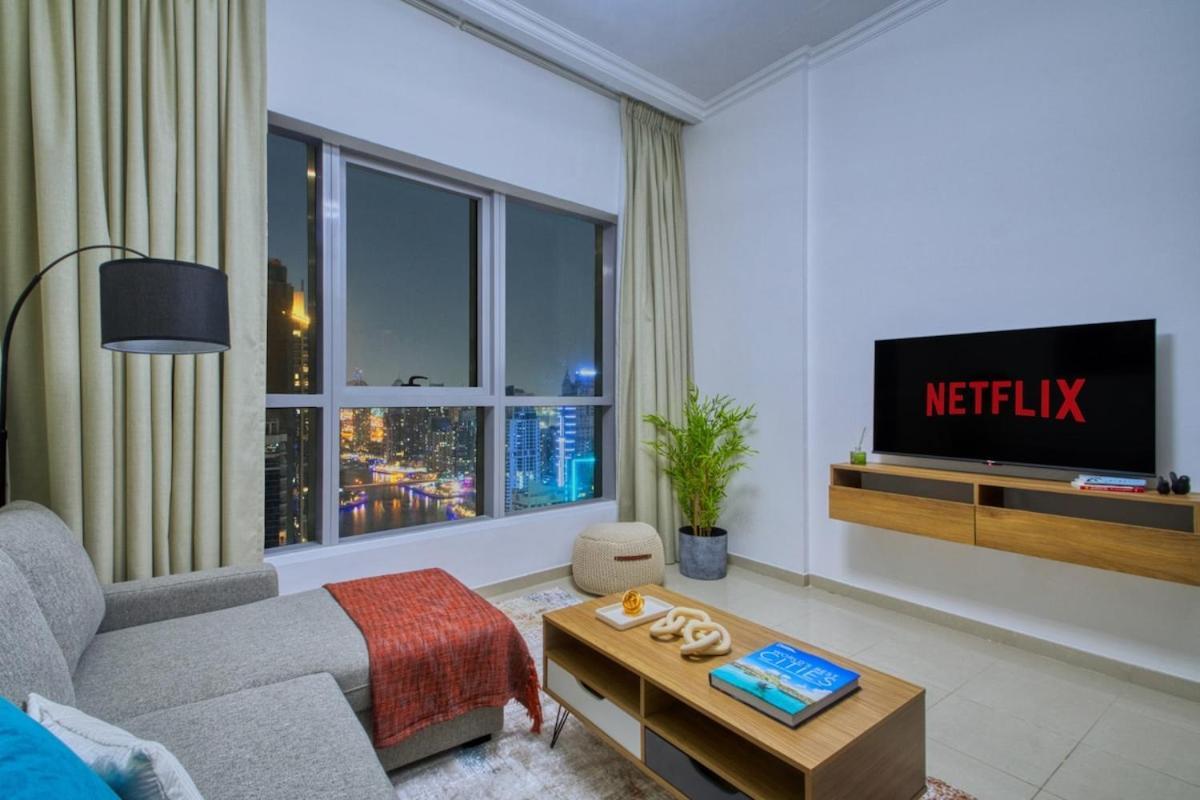 Appartement Waterfront 1br - Marina Views - Walk To & Mall Dubaï
