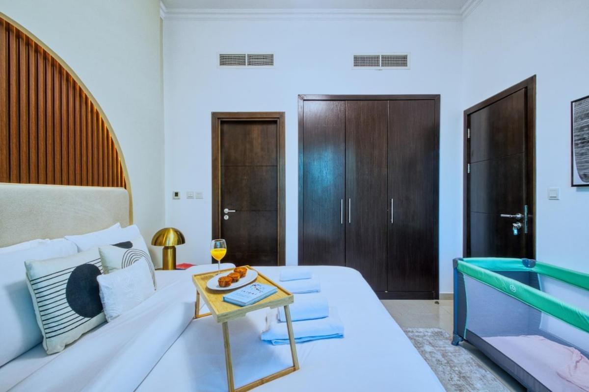 Waterfront 1br - Marina Views - Walk To & Mall Appartement Dubaï