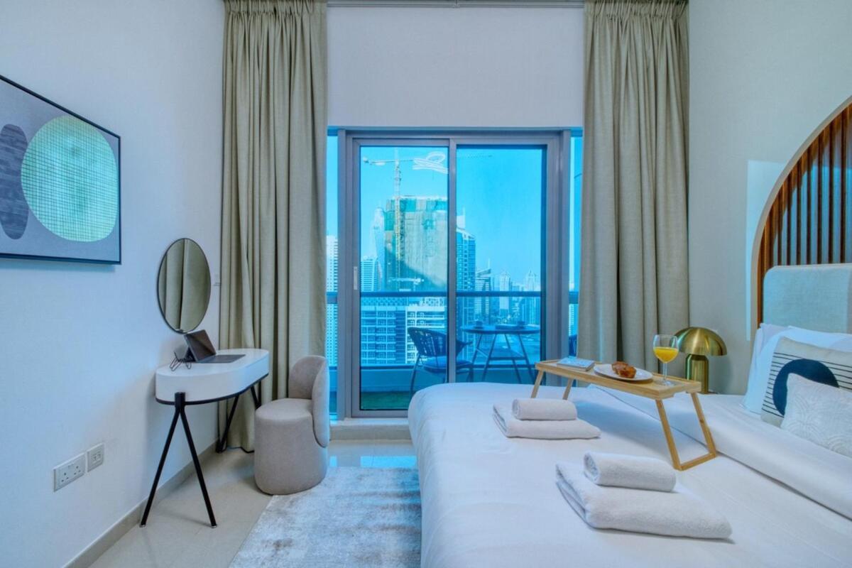 Waterfront 1br - Marina Views - Walk To & Mall Appartement Dubaï