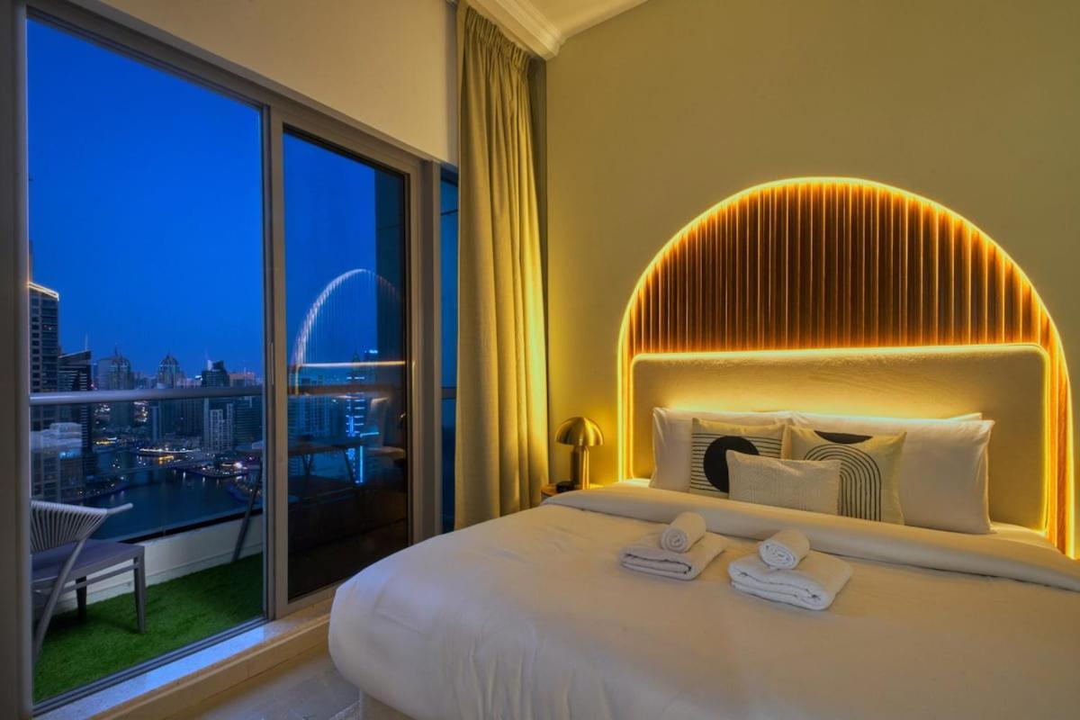 Waterfront 1br - Marina Views - Walk To & Mall Dubaï
